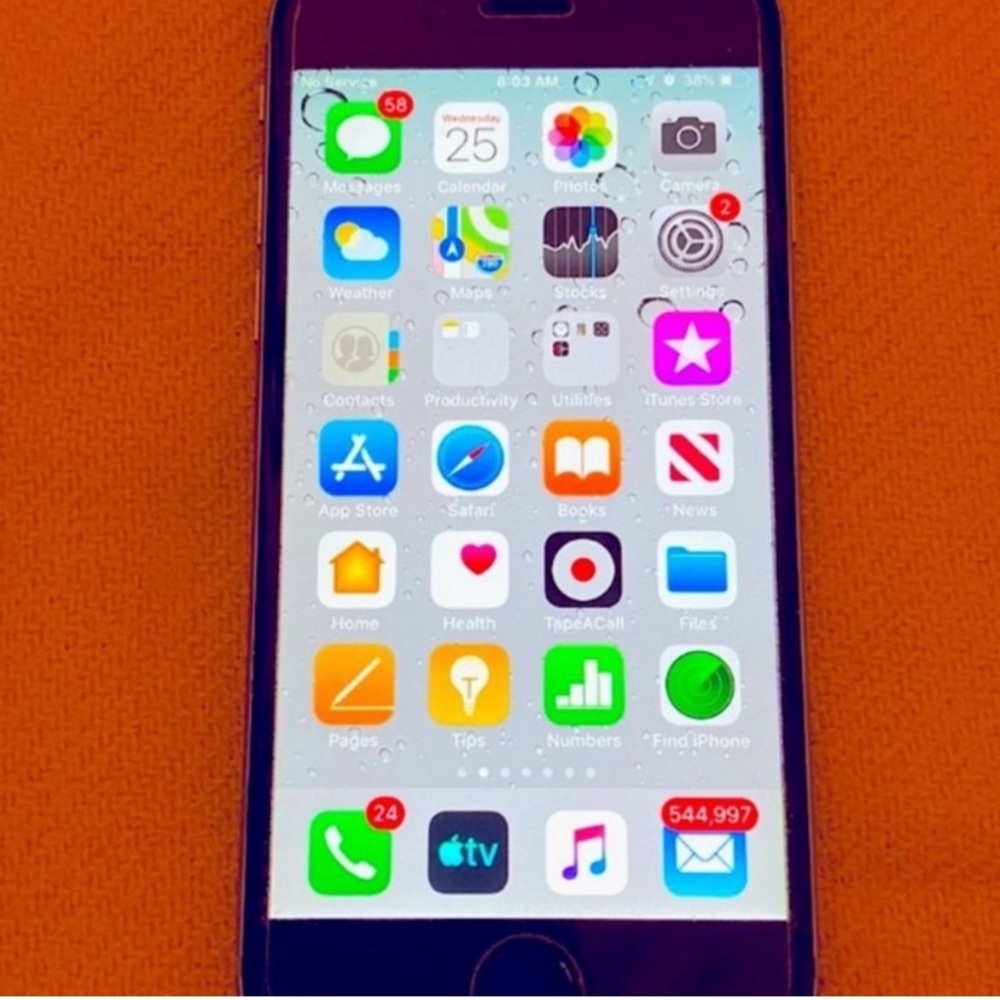 🆕 ONLY ONE! iPhone 6 (64 GB, Space Gray). OFFERS ARE WELCOME!